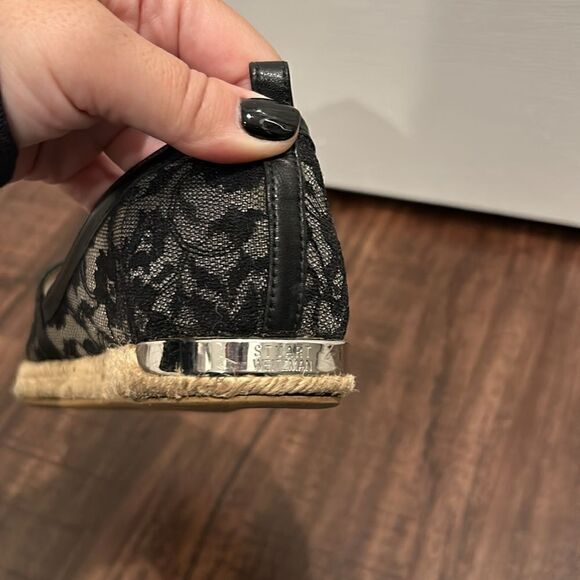 Stuart Weitzman Black Lace Platform Shoes, Size 7.5 - Picture 8 of 13
